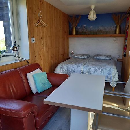 Room By The Sea ザウテランデ 部屋 写真